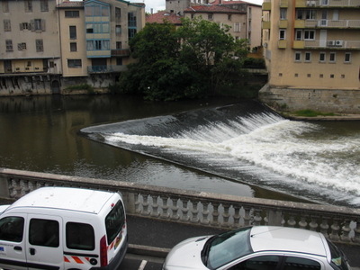 weir